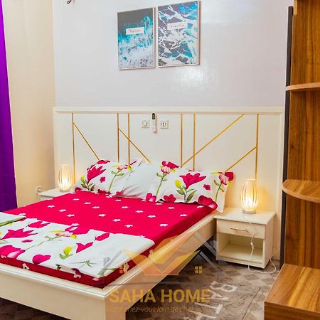 Le Luxe A Yaounde Chez Saha Home エクステリア 写真