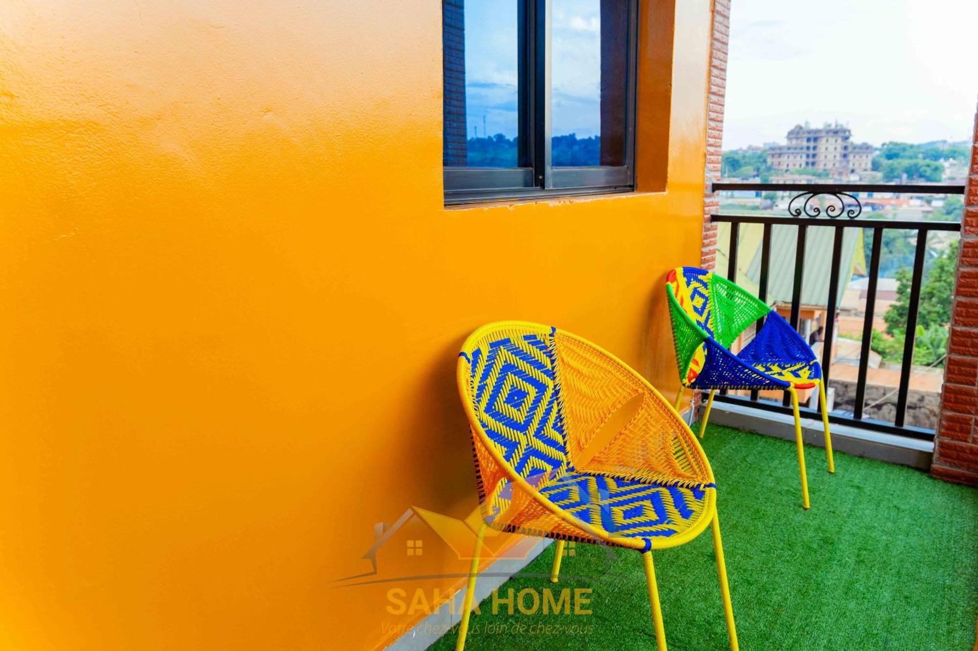 Le Luxe A Yaounde Chez Saha Home エクステリア 写真